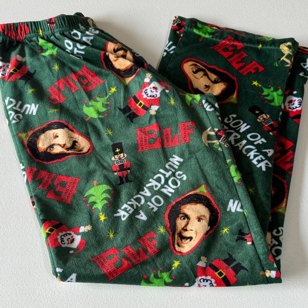 ELF Pajama Bottoms - EUC super Soft material - Adult Size M